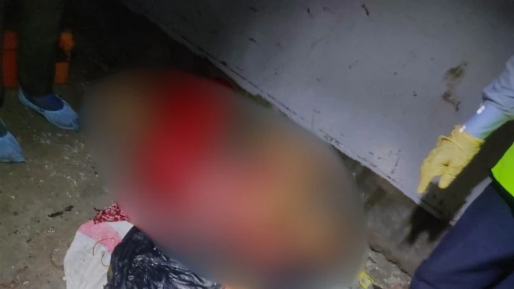 খুলনায় অজ্ঞাত নারীর বস্তাবন্দি লাশ উদ্ধার