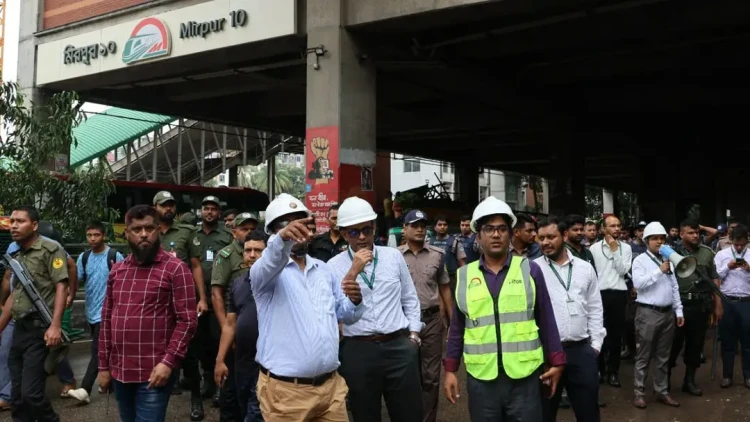 মিরপুর-১০ মেট্রো স্টেশনে ডিএমটিসিএলের মেগা উচ্ছেদ অভিযান