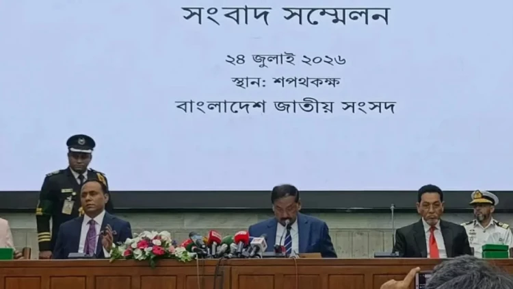 বিদায়ী রাষ্ট্রপতি সাহাবুদ্দিনের মঙ্গল কামনা করলেন ভারপ্রাপ্ত রাষ্ট্রপতি হাফিজ উদ্দিন