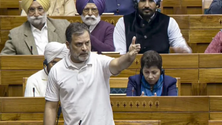 প্রশ্নফাঁস ইস্যুতে টানা পঞ্চম দিন অচল লোকসভা, বক্তব্য দিতে পারেননি রাহুল গান্ধী