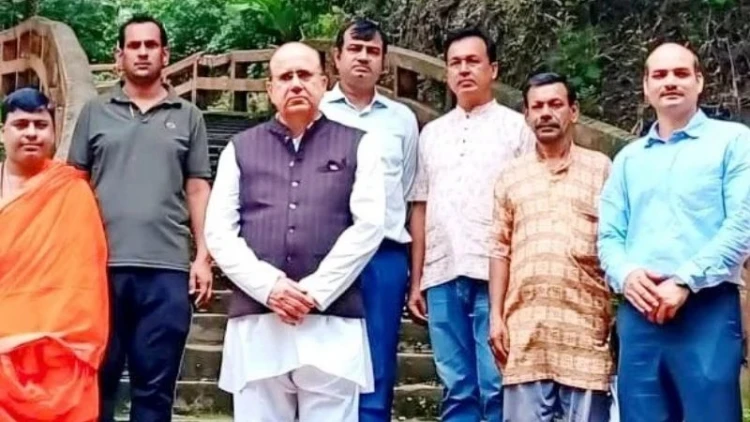 চন্দ্রনাথ ধামে ভারতীয় কূটনীতিকের আকস্মিক সফর, জানে না প্রশাসন
