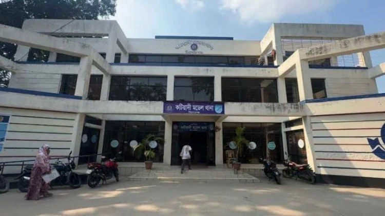 একদিনের ব্যবধানে একই সড়কে ঝরলো তিন প্রাণ