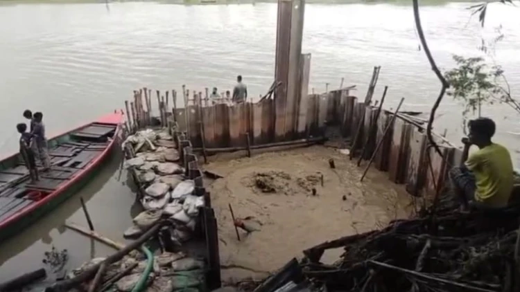 কটিয়াদীতে ২ মাস ধরে তিতাসের গ্যাস লিকেজ, নির্বিকার কর্তৃপক্ষ