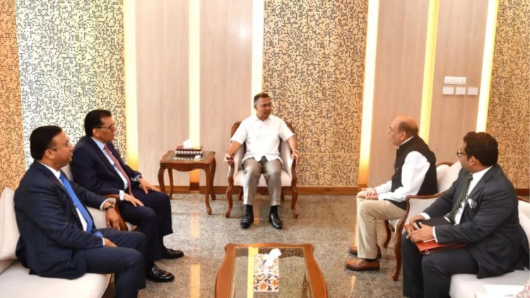 শেখ হাসিনা ও হাদি হত্যা মামলার আসামিদের ফেরাতে ভারতকে অনুরোধ বাংলাদেশের