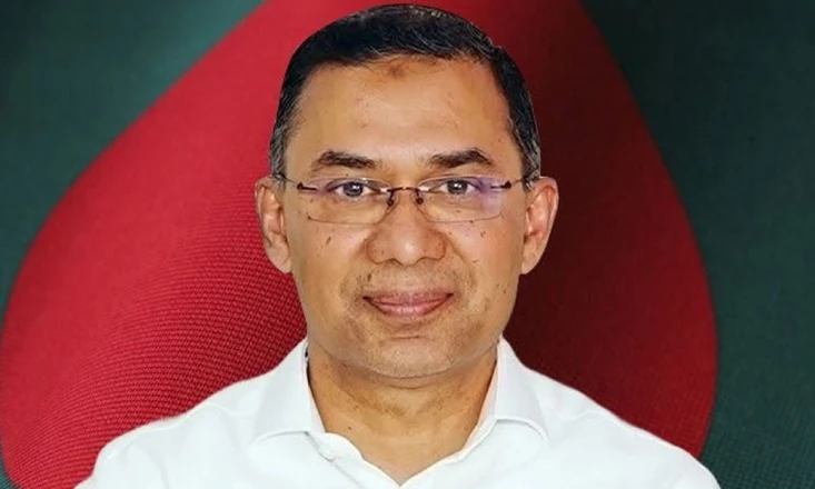যেকোনো সময় ভারতে যেতে পারেন প্রধানমন্ত্রী : তথ্য উপদেষ্টা