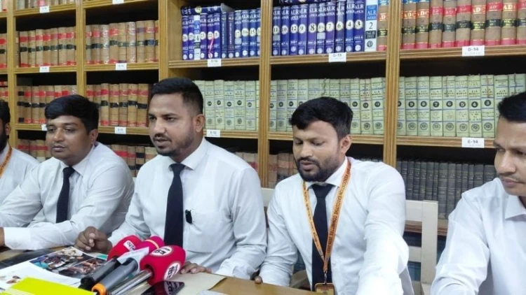 আইনজীবীর ওপর হামলায় পরোয়ানা, প্রাণনাশের আশঙ্কায় পরিবার