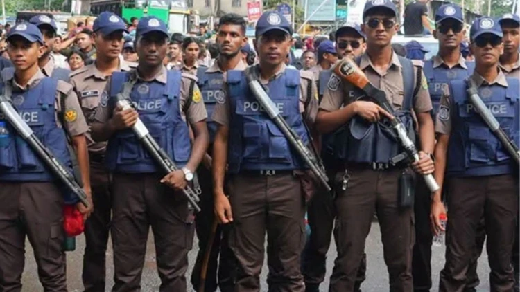 ১৫ আগস্ট ঘিরে রাজধানীতে ডিএমপির কঠোর নিরাপত্তা, ড্রোন ও সোয়াট মোতায়েন
