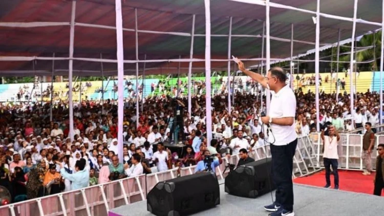 মেয়েদের অনার্স পর্যন্ত বিনামূল্যে পড়ানোর ঘোষণা প্রধানমন্ত্রীর