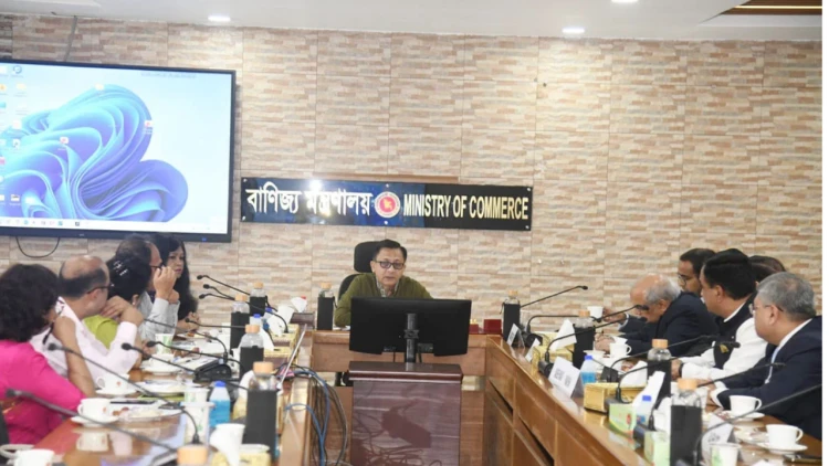 বাংলাদেশ-ভারত অর্থনৈতিক অংশীদারত্বকে নতুন উচ্চতায় নেওয়ার তাগিদ বাণিজ্যমন্ত্রীর