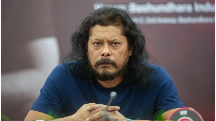 রোমের হোটেলকক্ষ বিতর্ক নিয়ে অবশেষে মুখ খুললেন নগরবাউল জেমস