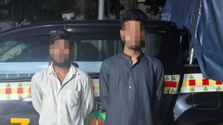 ফেনীতে গাঁজাসহ কক্সবাজারের ২ মাদক কারবারি আটক