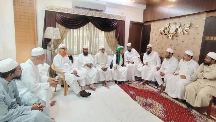 কাদিয়ানিদের অমুসলিম ঘোষণার বিল উত্থাপনের আহ্বান