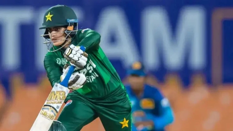 আম্পায়ারের সিদ্ধান্তের প্রতিবাদ জানিয়ে শাস্তির মুখে পাকিস্তানি ওপেনার গুল ফিরোজা