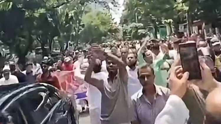 গুলশানে আওয়ামী লীগের মিছিলে অংশ নেওয়া ৩২ জন গ্রেপ্তার