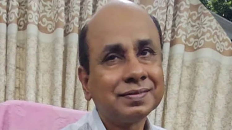 ঘুষের ভিডিও ভাইরাল: গোয়ালন্দের নির্বাচন কর্মকর্তা বদলি