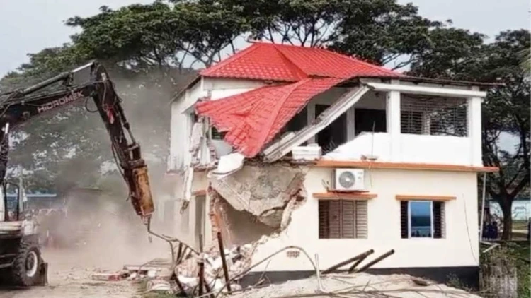 সাভারে রাজউকের অভিযান: উচ্ছেদ হলো অনুমোদনহীন 'ঢাকা ওয়েস্টার্ন ভ্যালি'