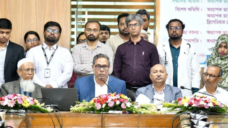 ডেঙ্গুর ভুল ব্যবস্থাপনা রুখতে ৪০ জেলায় ১৬০০ চিকিৎসককে প্রশিক্ষণ