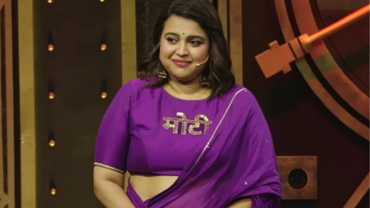 ‘মোটি’ ব্লাউজে বডি শেমিংয়ের অভিনব প্রতিবাদ জানালেন বলিউড অভিনেত্রী স্বরা ভাস্কর