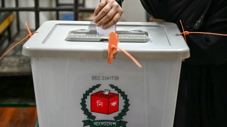 সংবিধান সংশোধনের পর গণভোটের সিদ্ধান্ত