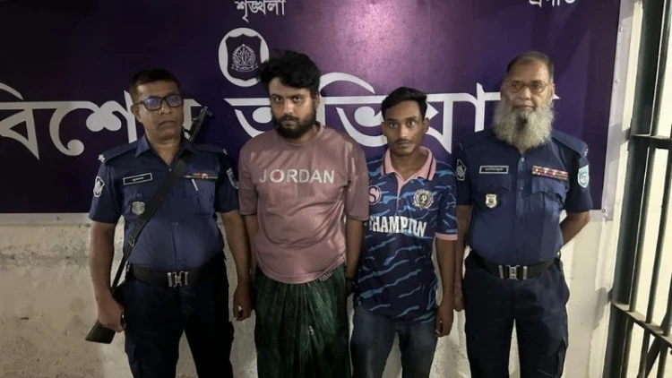 পীরগাছায় ইয়াবাসহ ২ যুবক আটক