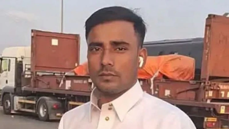 সৌদিতে ভবন থেকে নির্মাণসামগ্রী পড়ে কটিয়াদীর প্রবাসীর মৃত্যু