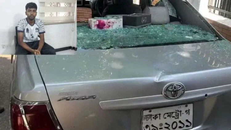 ঢাবিতে গাড়ি চাপায় ৭ শিক্ষার্থী আহত, শিক্ষকের ছেলের আটক