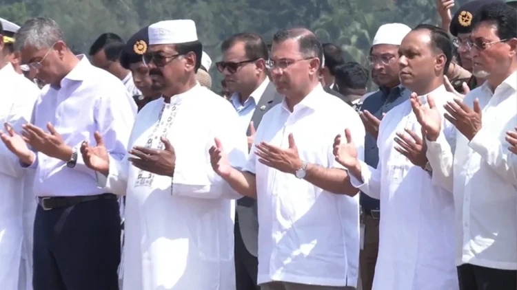 সাবেক সংসদ সদস্য সালাহউদ্দিন আহমেদের জানাজায় প্রধানমন্ত্রীর অংশগ্রহণ