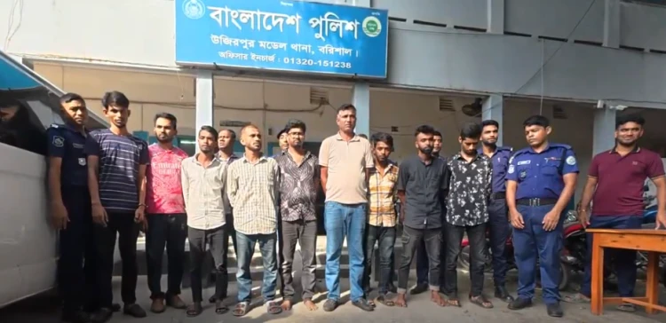 বিল সাঁতরে পালানোর চেষ্টা করেও রক্ষা পেলেন না কাওসার,৯ জন গ্রেপ্তার