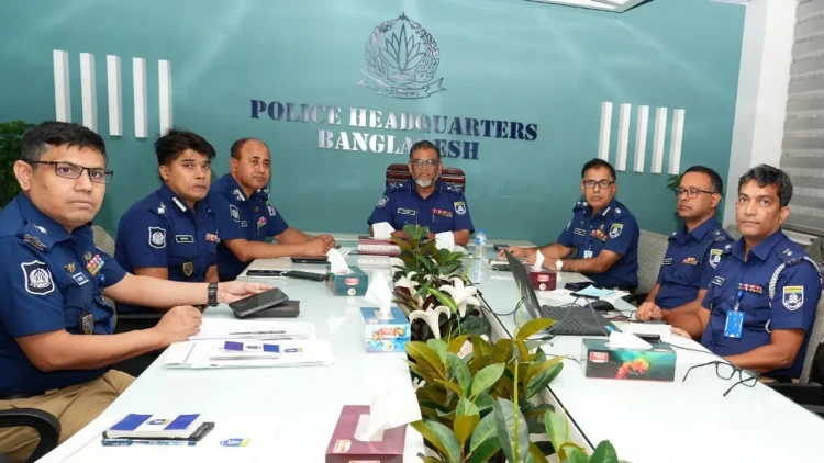 মাদক ও কিশোর গ্যাংয়ের গডফাদারদের বিরুদ্ধে কঠোর ব্যবস্থার নির্দেশ দিল পুলিশ সদর দপ্তর